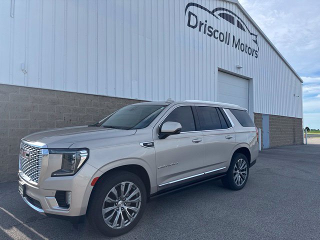 Used 2021 GMC Yukon Denali w/ Denali Premium Package AWD/4WD image 2