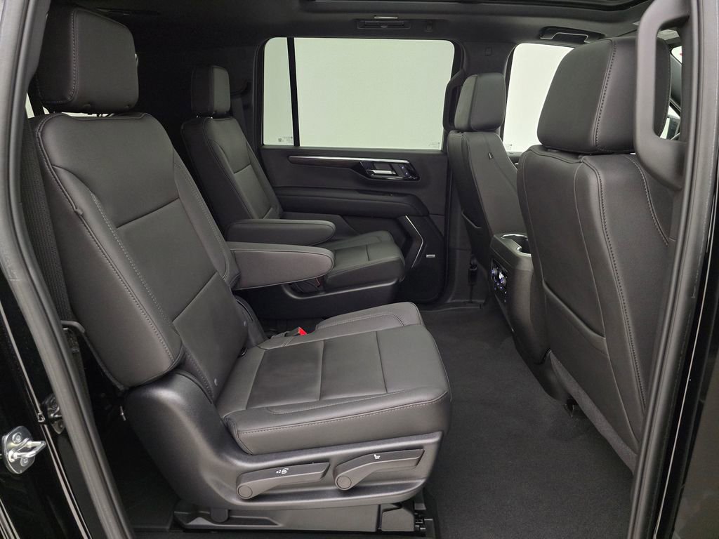 New 2025 Chevrolet Suburban Z71 w/ Z71 Off-Road Package image 57