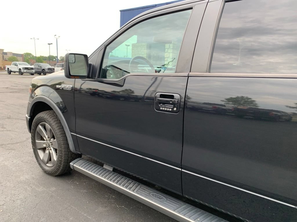 Used 2014 Ford F150 FX4 w/ Equipment Group 402A Luxury AWD/4WD image 11