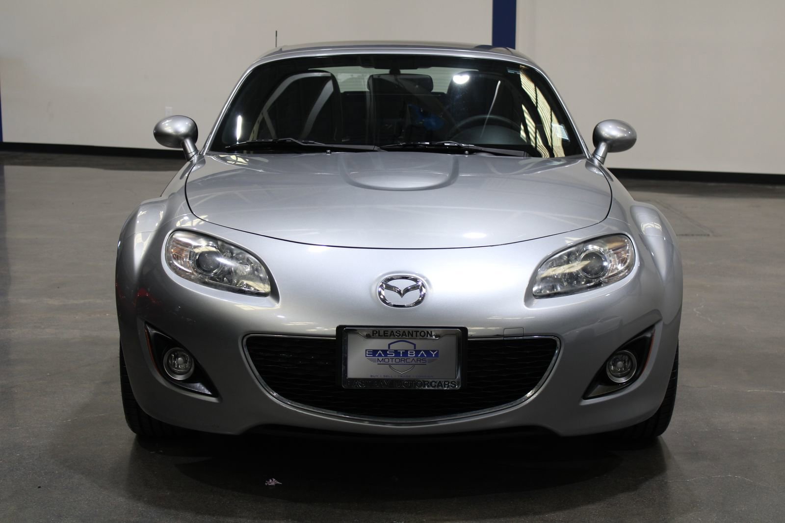 Used 2011 MAZDA MX-5 Miata Touring image 6