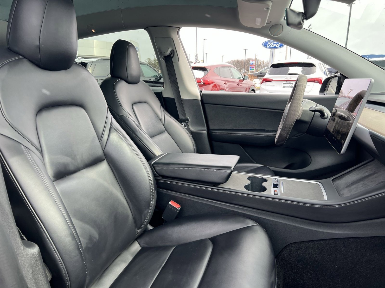 Used 2022 Tesla Model Y Long Range image 27