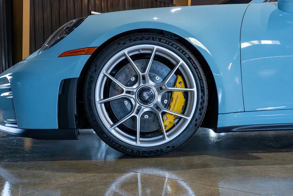 Used 2026 Porsche 911 GT3 RWD image 33