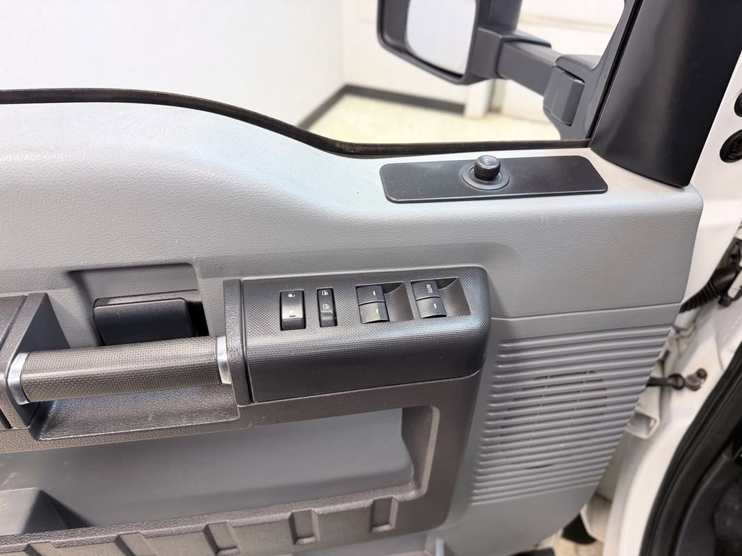 Used 2012 Ford F550 4x4 Crew Cab Super Duty w/ Payload Upgrade Pkg image 20