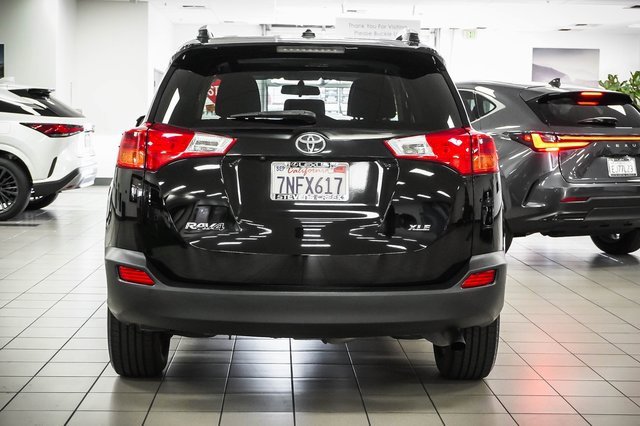 Used 2015 Toyota RAV4 XLE image 7