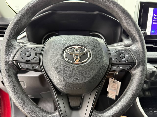 Used 2025 Toyota RAV4 LE image 10
