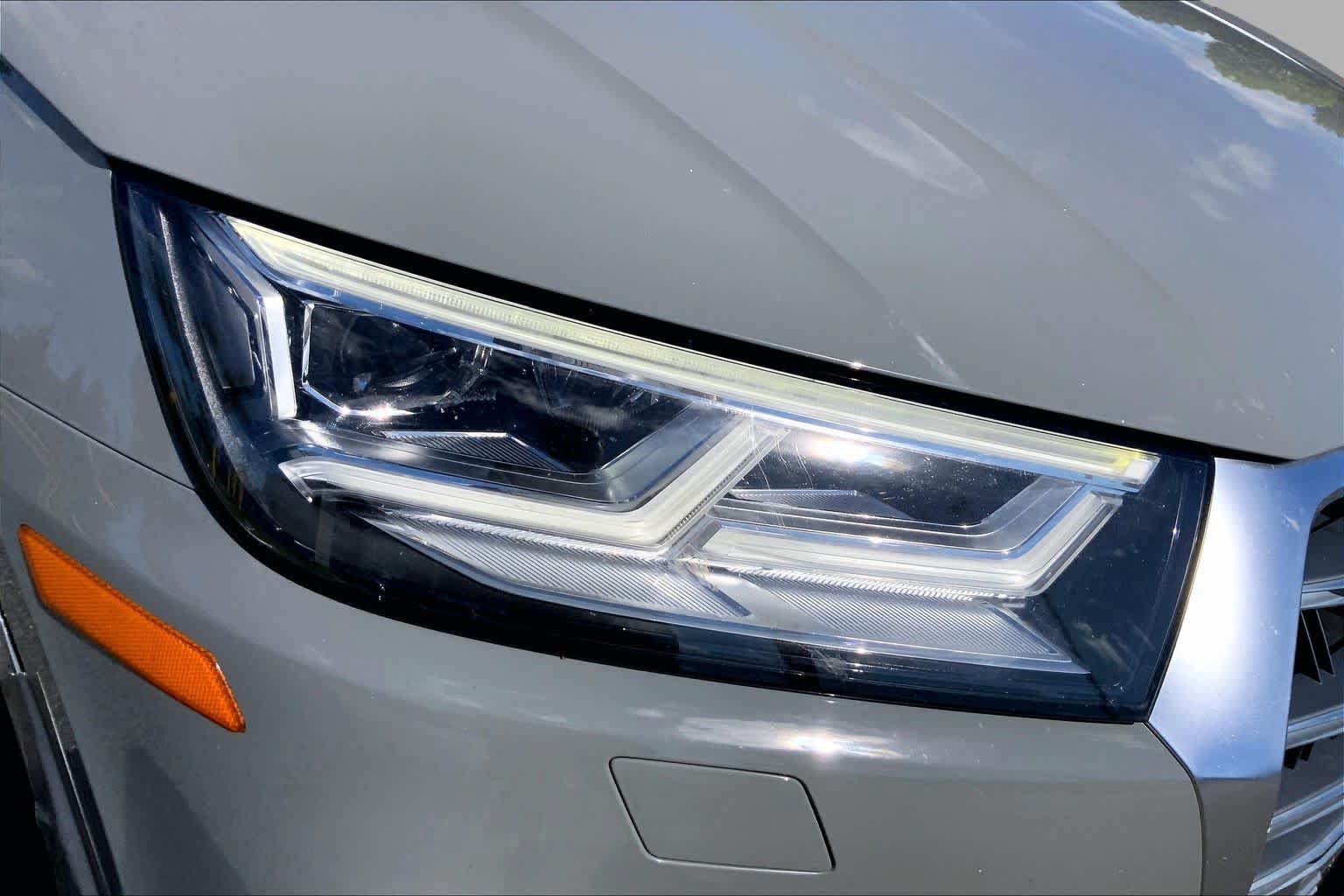 Used 2019 Audi SQ5 Prestige AWD/4WD image 28