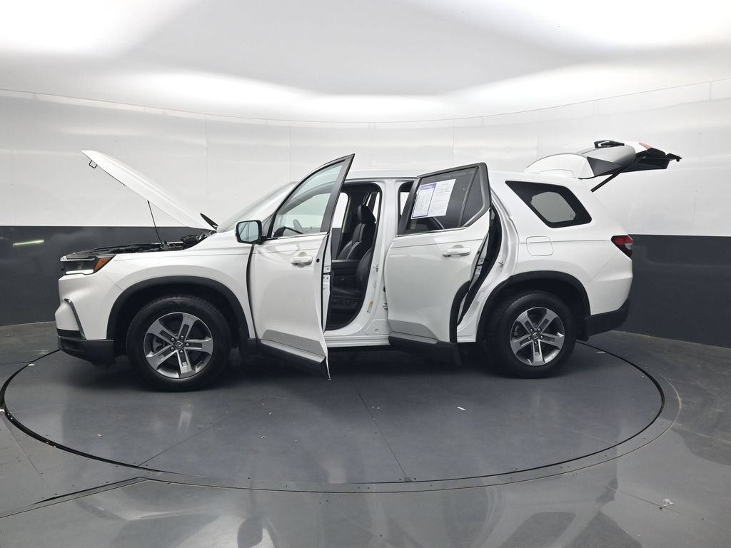 Used 2025 Honda Pilot EX-L image 50