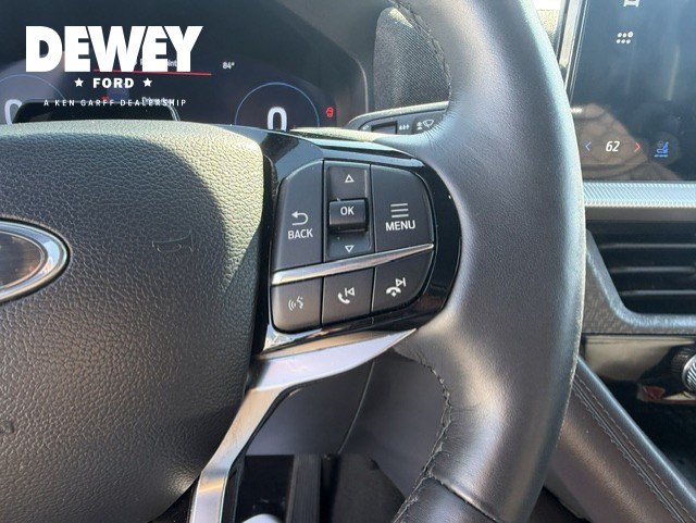 Used 2025 Ford Explorer Platinum w/ LUX Leather Package AWD/4WD image 17