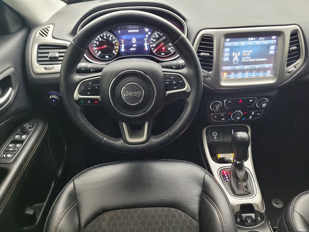 Used 2017 Jeep Compass Latitude w/ Popular Equipment Group FWD image 22