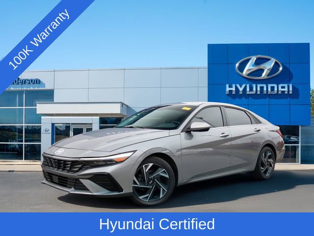 Used 2025 Hyundai Elantra SEL image 1