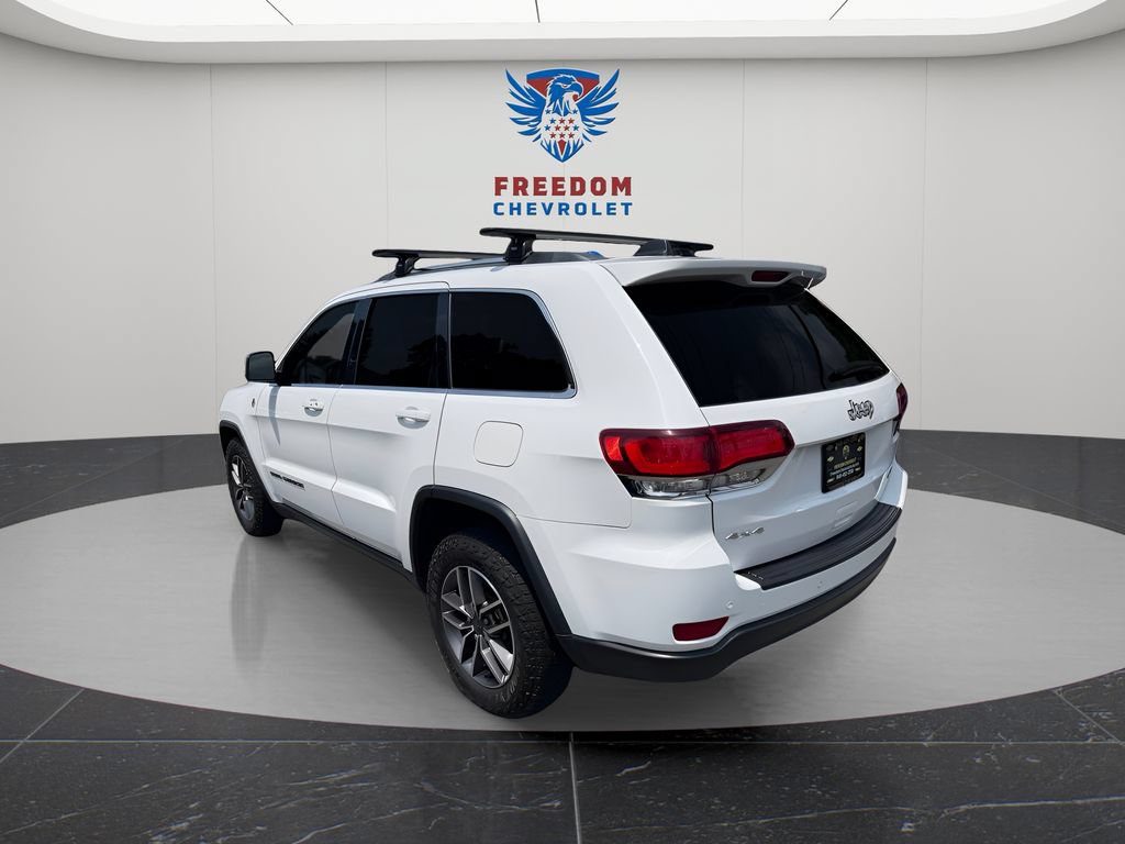Used 2020 Jeep Grand Cherokee Laredo w/ Quick Order Package 2BN North AWD/4WD image 4