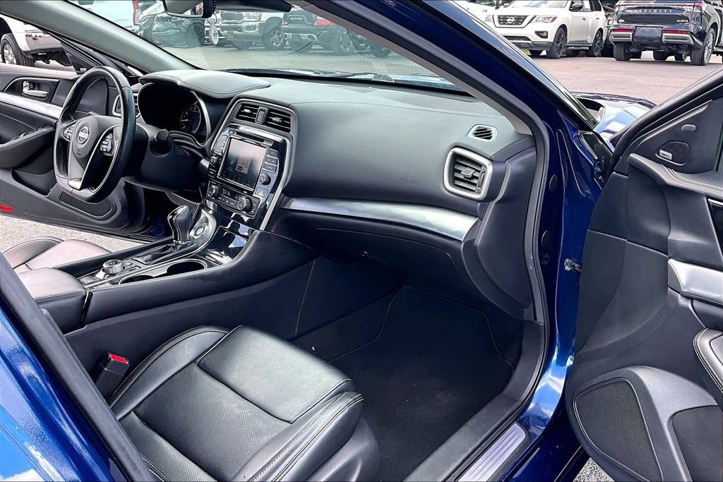 Used 2023 Nissan Maxima SL FWD image 28