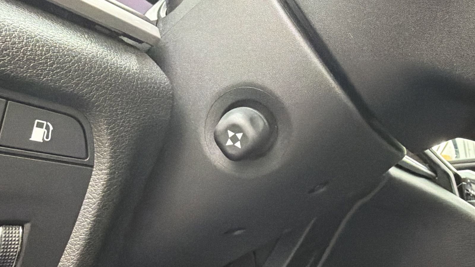 Used 2024 Jeep Grand Cherokee Limited 4xe w/ Luxury Tech Group II AWD/4WD image 27