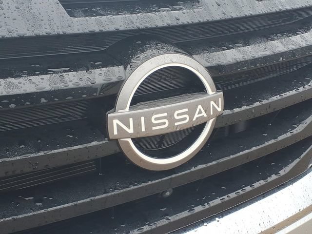 Used 2025 Nissan Pathfinder SL AWD/4WD image 25