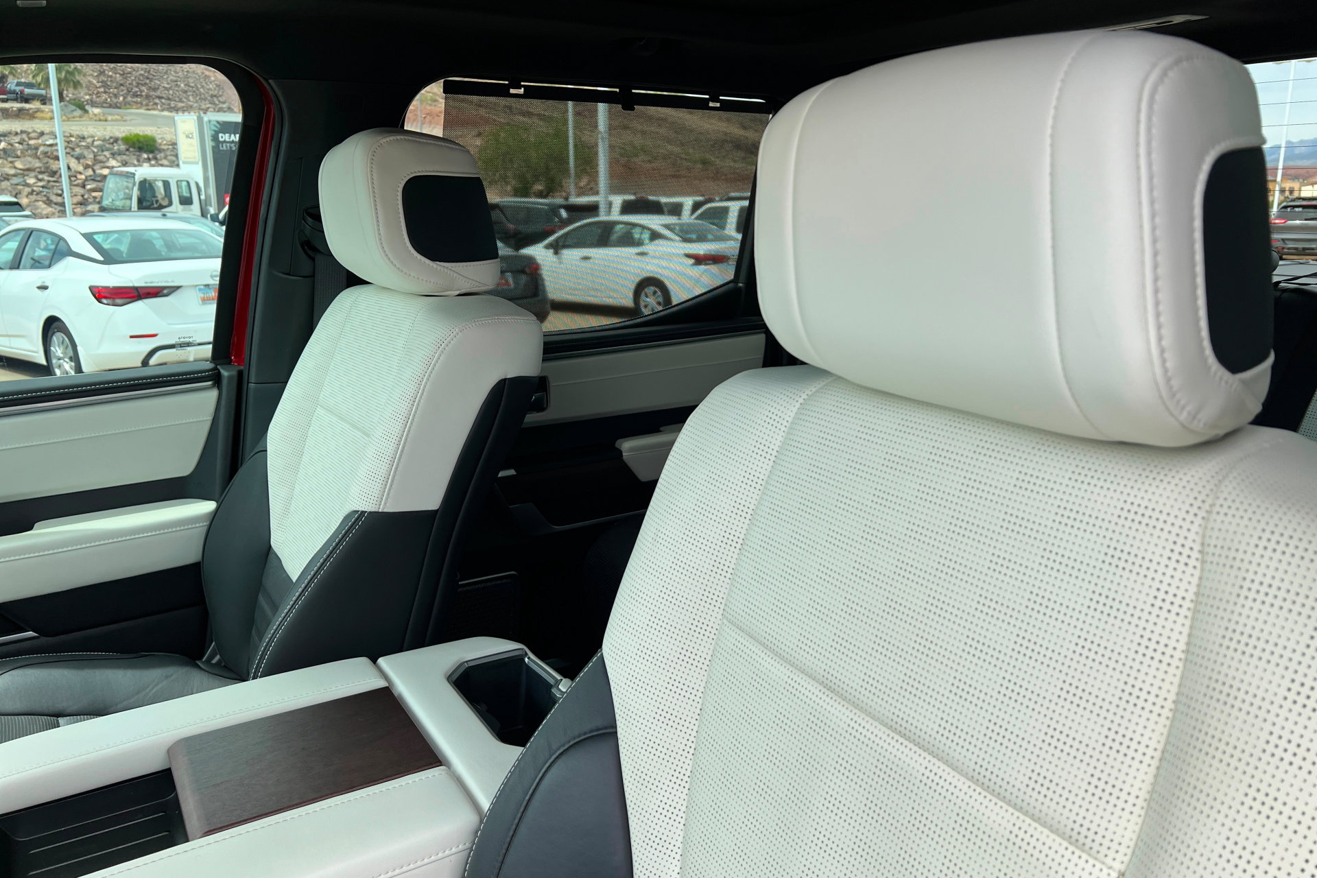 Used 2024 Toyota Tundra Capstone AWD/4WD image 17