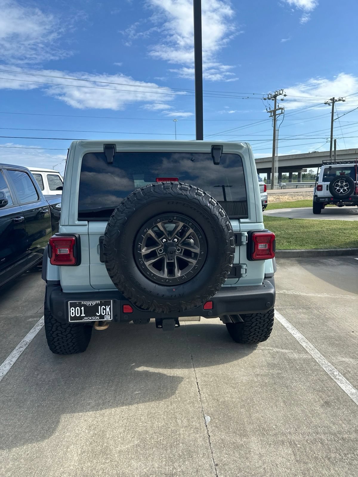 Used 2024 Jeep Wrangler Unlimited Rubicon 392 AWD/4WD image 10