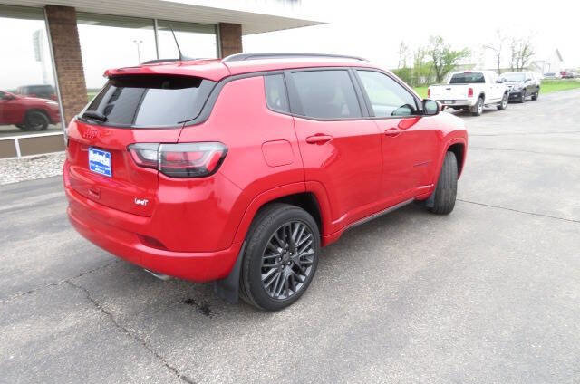 Used 2022 Jeep Compass Limited w/ (RED) Package AWD/4WD image 9