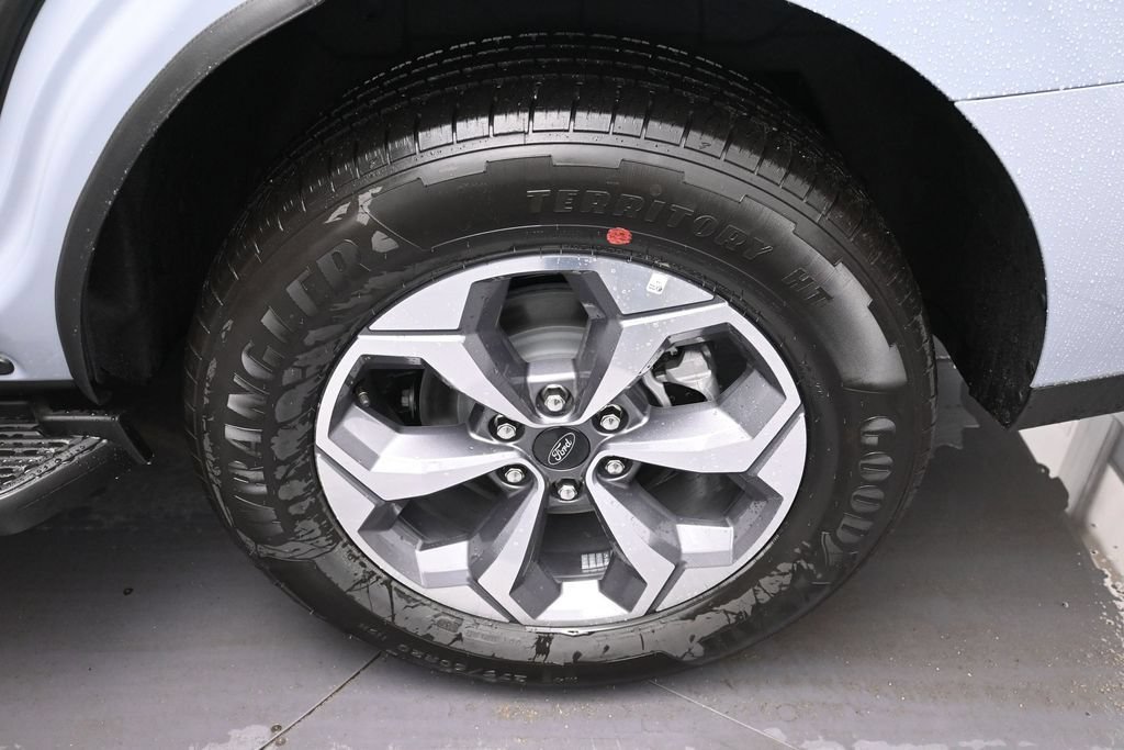 New 2027 Ford Expedition Active RWD image 23