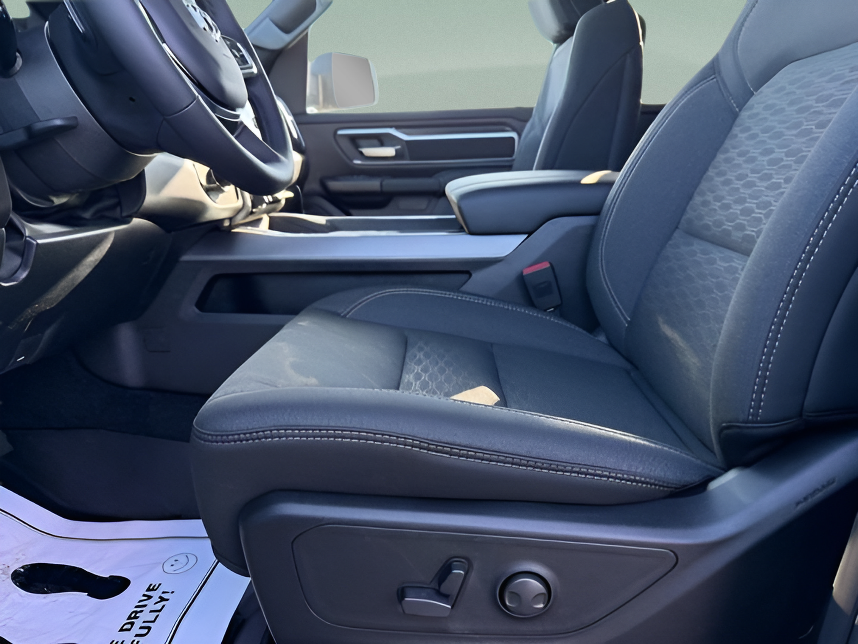 New 2026 RAM 1500 Big Horn AWD/4WD image 16