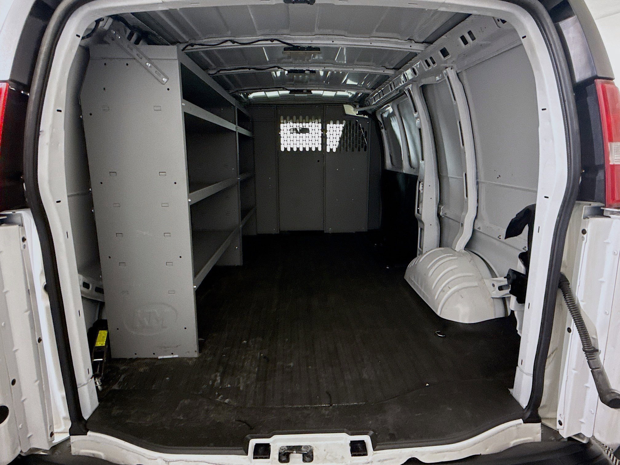 Used 2022 Chevrolet Express 2500 w/ Driver Convenience Package image 32