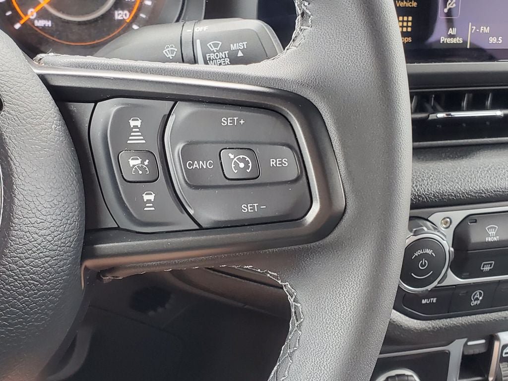 Used 2025 Jeep Wrangler Unlimited Sport AWD/4WD image 13