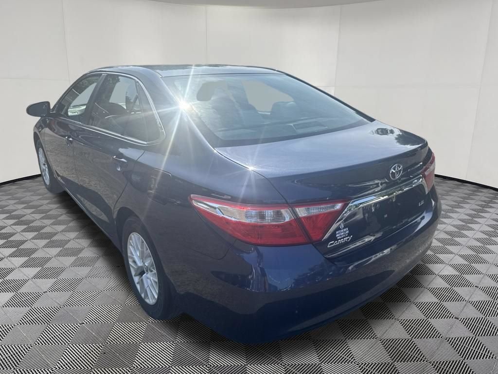 Used 2017 Toyota Camry LE FWD image 18