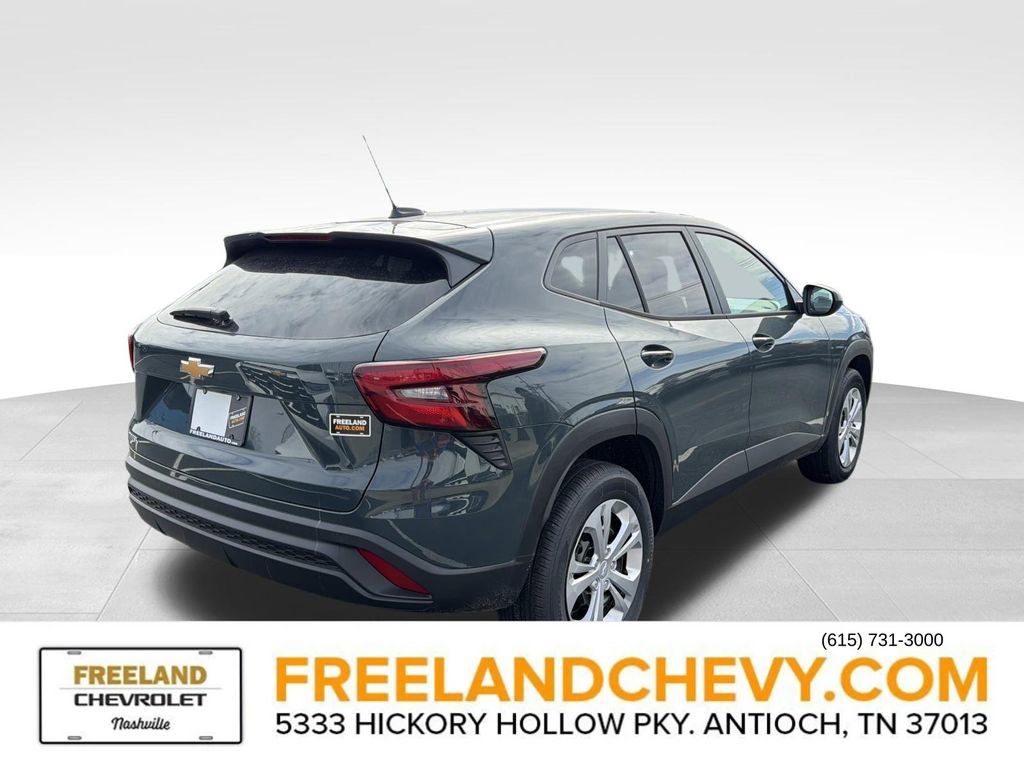 New 2026 Chevrolet Trax LS image 2