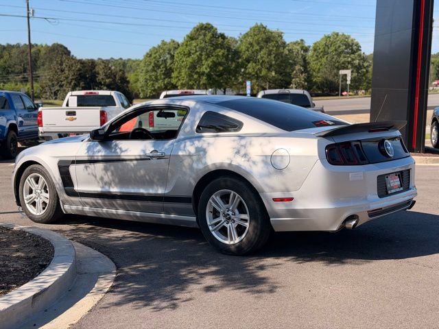 Used 2013 Ford Mustang Coupe image 8