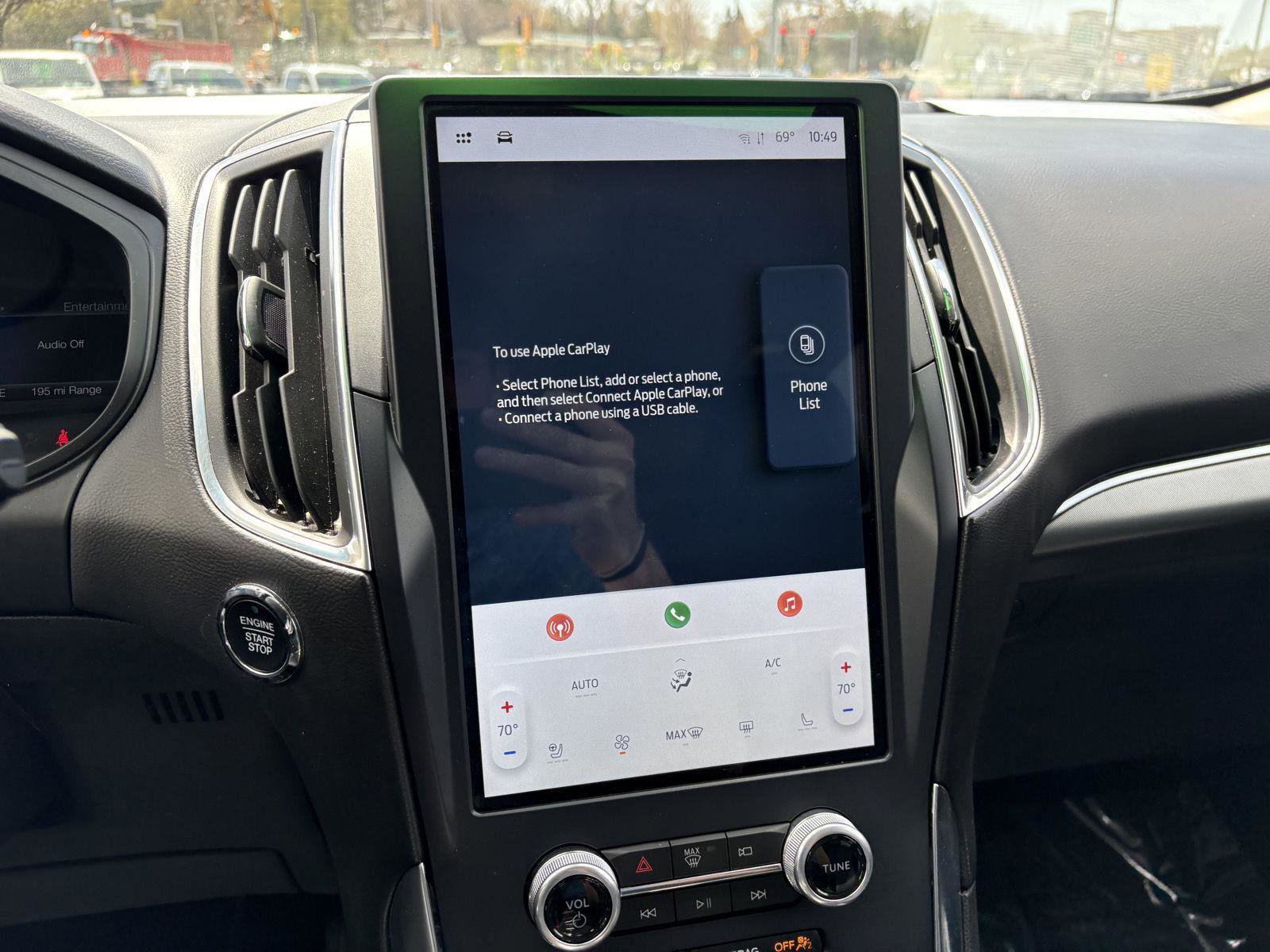 Certified 2022 Ford Edge Titanium AWD/4WD image 9