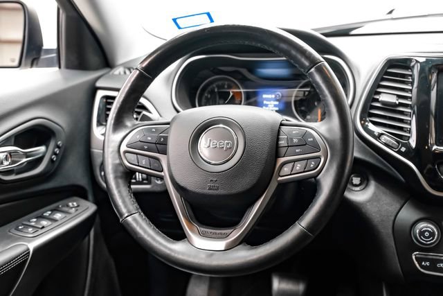 Used 2019 Jeep Cherokee Limited w/ Luxury Group AWD/4WD image 18