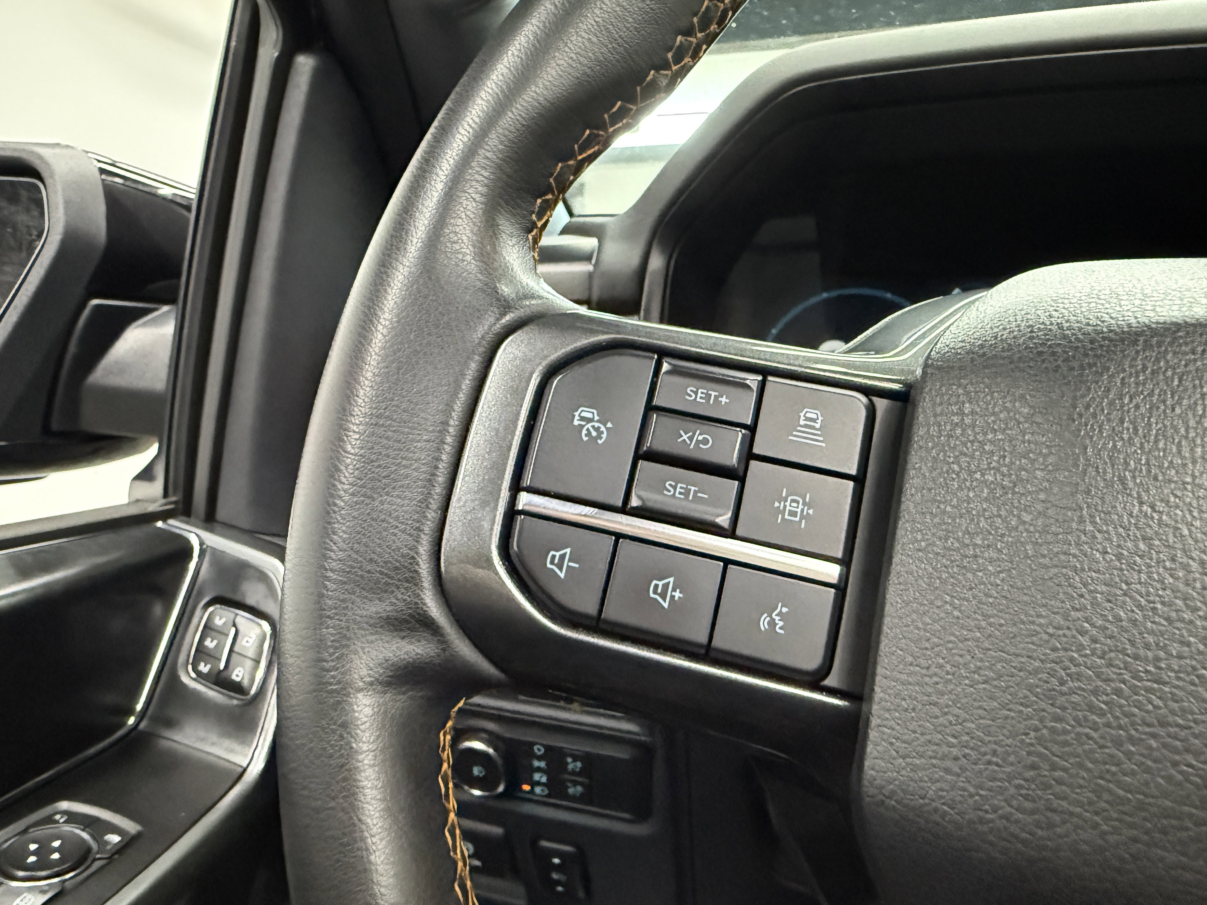 Used 2023 Ford F150 Tremor w/ Equipment Group 402A High image 17