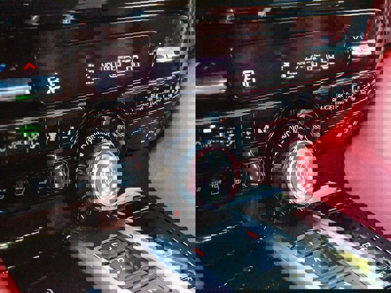 Used 2023 Acura MDX A-Spec image 25