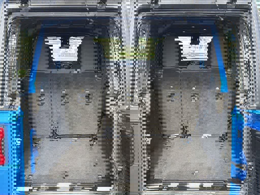 Used 2024 Jeep Wrangler Unlimited Rubicon image 30