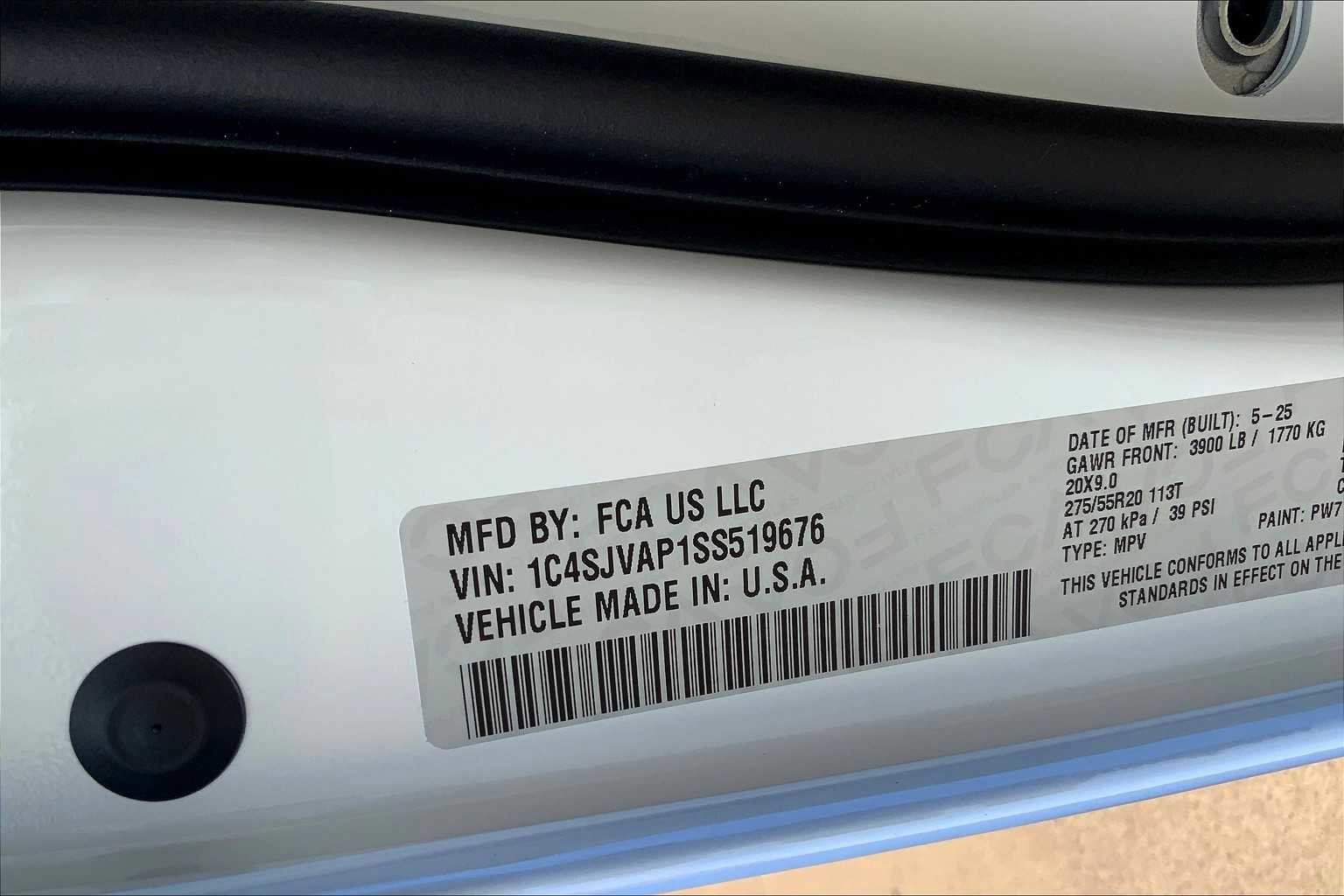 New 2025 Jeep Wagoneer w/ Convenience Group I image 19