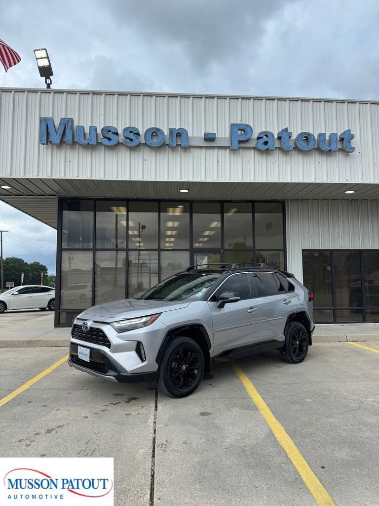 Used 2022 Toyota RAV4 XSE AWD/4WD image 1