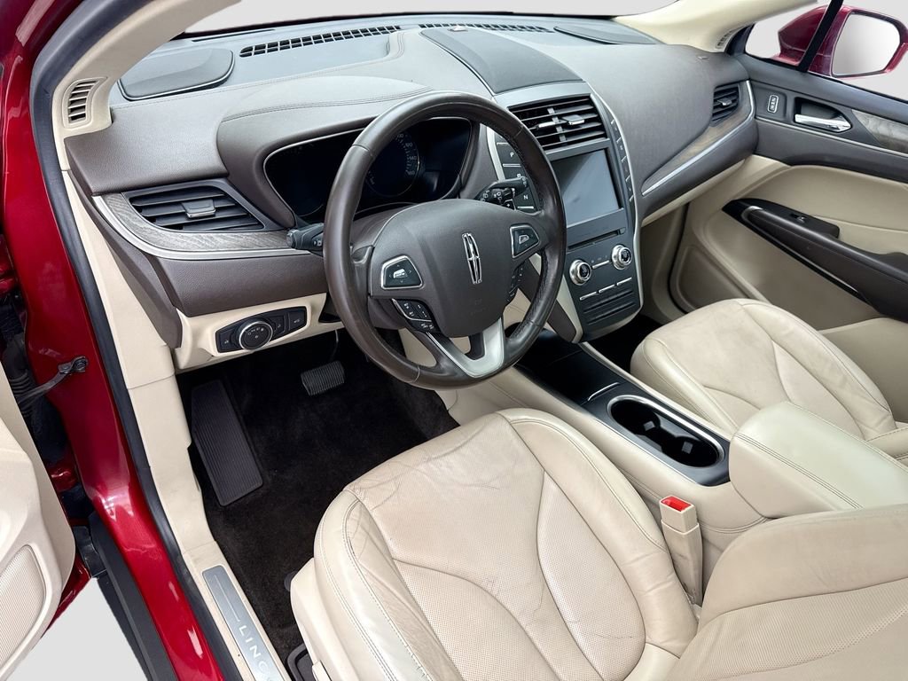 Used 2017 Lincoln MKC Reserve image 9