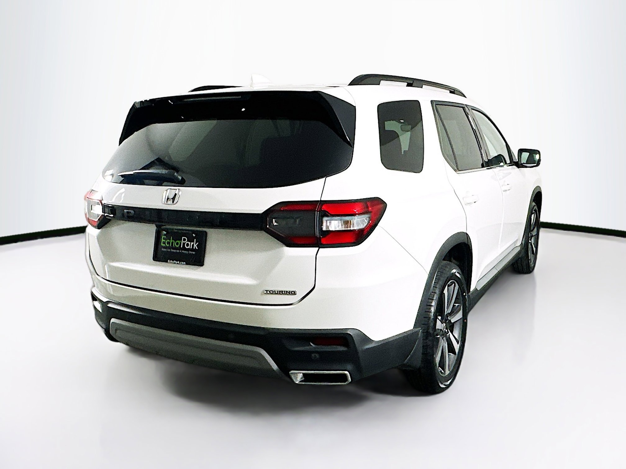 Used 2023 Honda Pilot Touring image 9