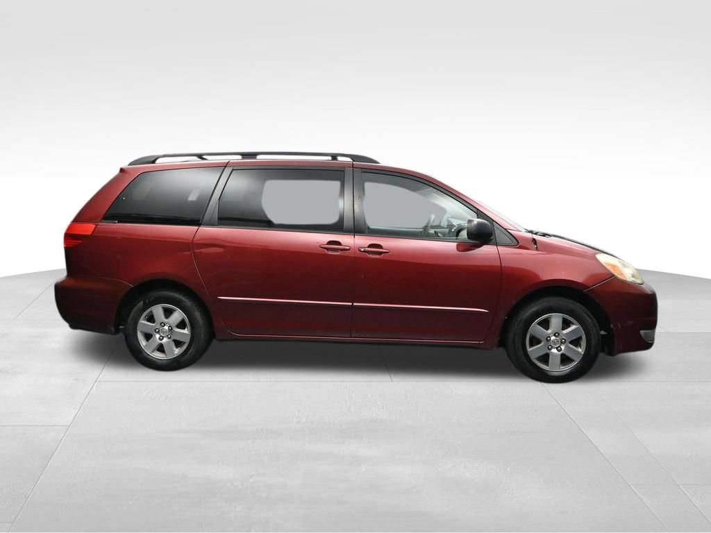 Used 2005 Toyota Sienna LE w/ LE Pkg 2 FWD image 6