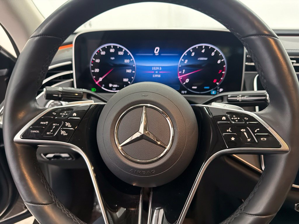 Used 2025 Mercedes-Benz E 350 4MATIC Sedan image 16