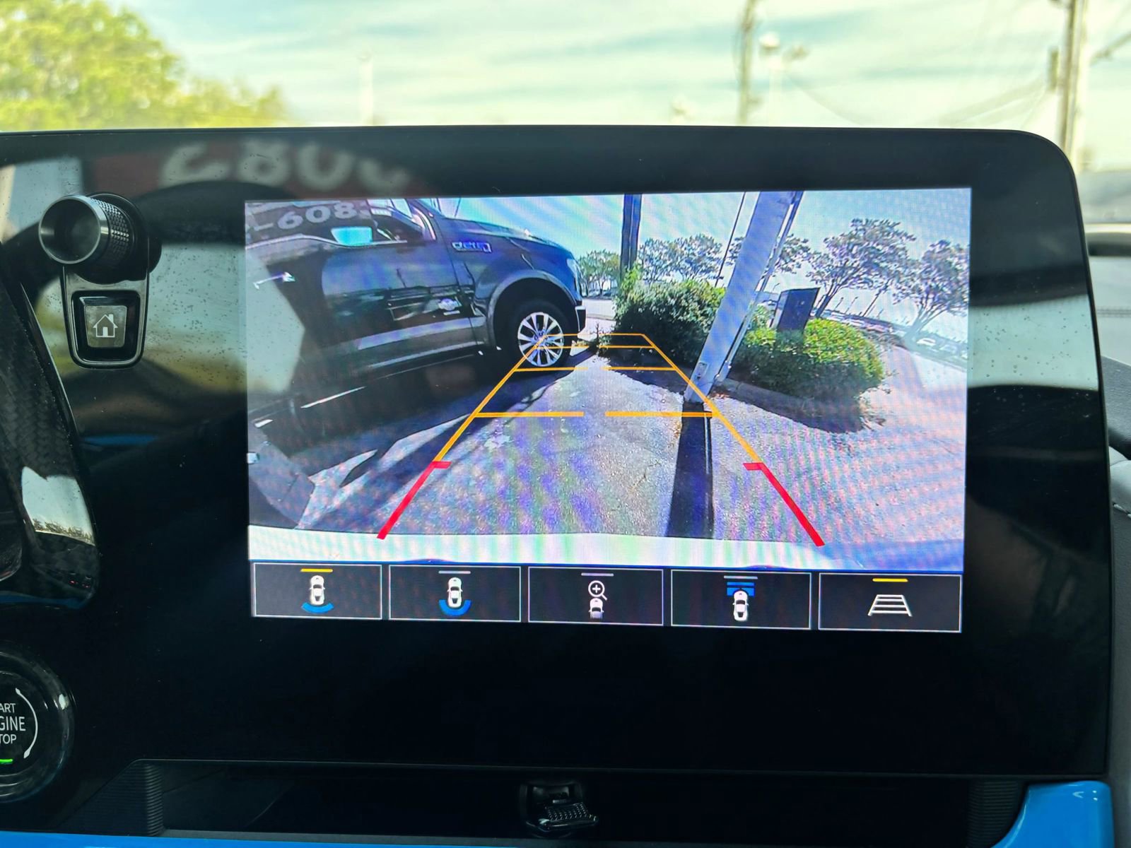 Used 2020 Chevrolet Corvette Stingray Premium Cpe w/ 3LT Preferred Equipment Group image 22