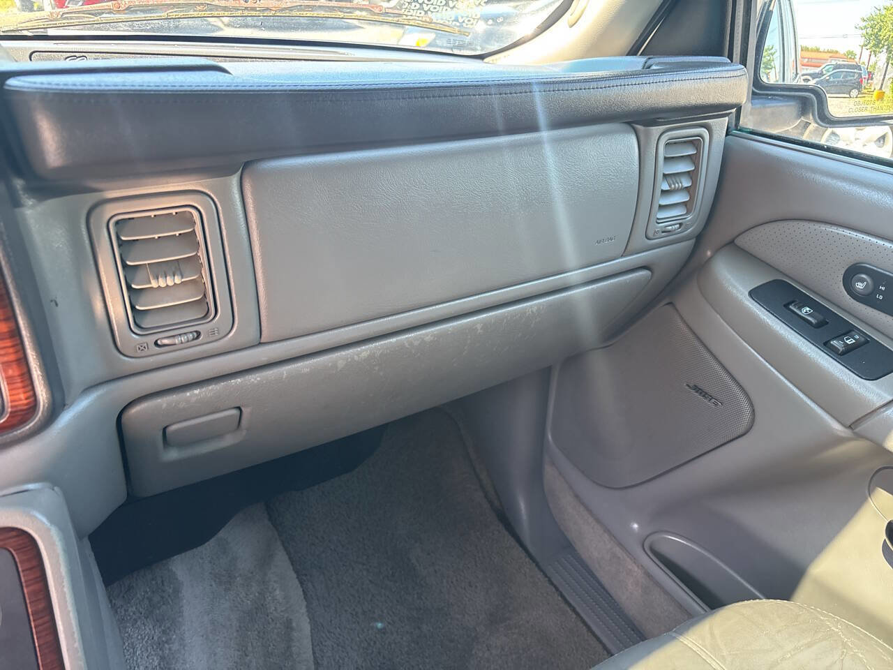 Used 2002 Cadillac Escalade AWD image 23
