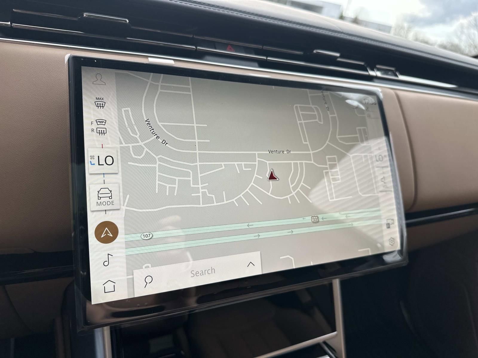 New 2026 Land Rover Range Rover SE AWD/4WD image 15