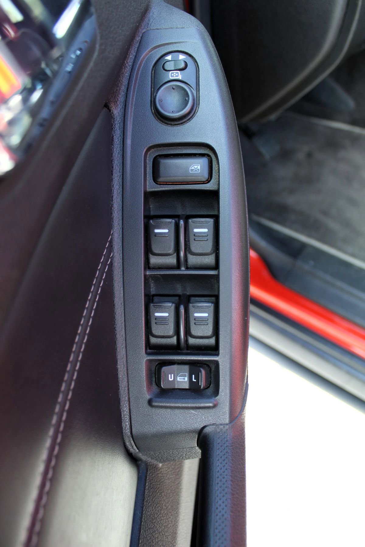 Used 2009 HUMMER H3 Alpha AWD/4WD image 9