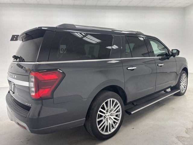 Used 2023 Ford Expedition Max Limited image 5