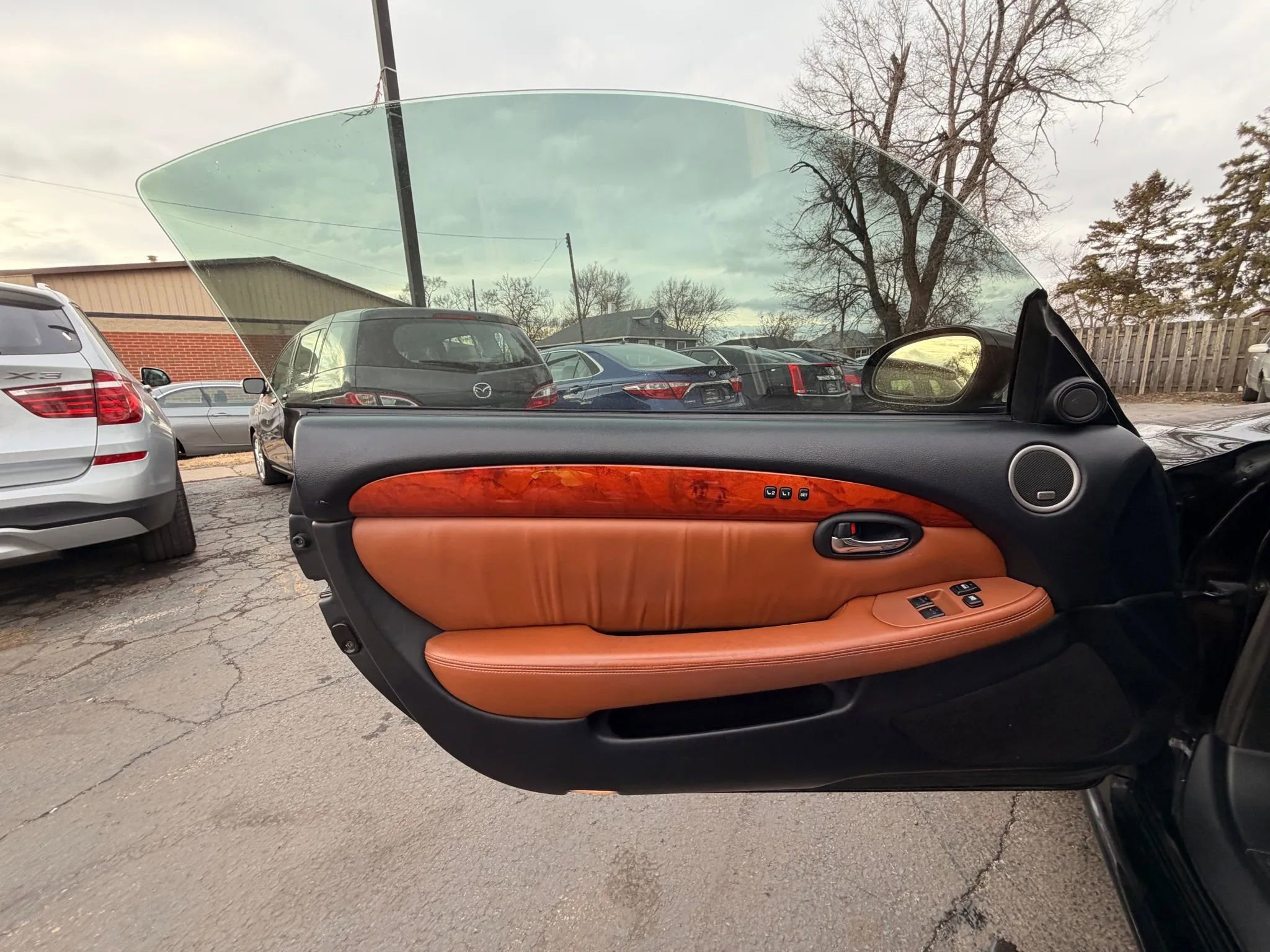 Used 2002 Lexus SC 430 Convertible image 14