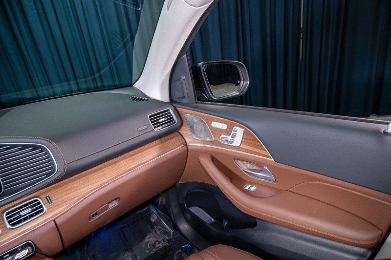 Certified 2026 Mercedes-Benz GLS 450 4MATIC image 28