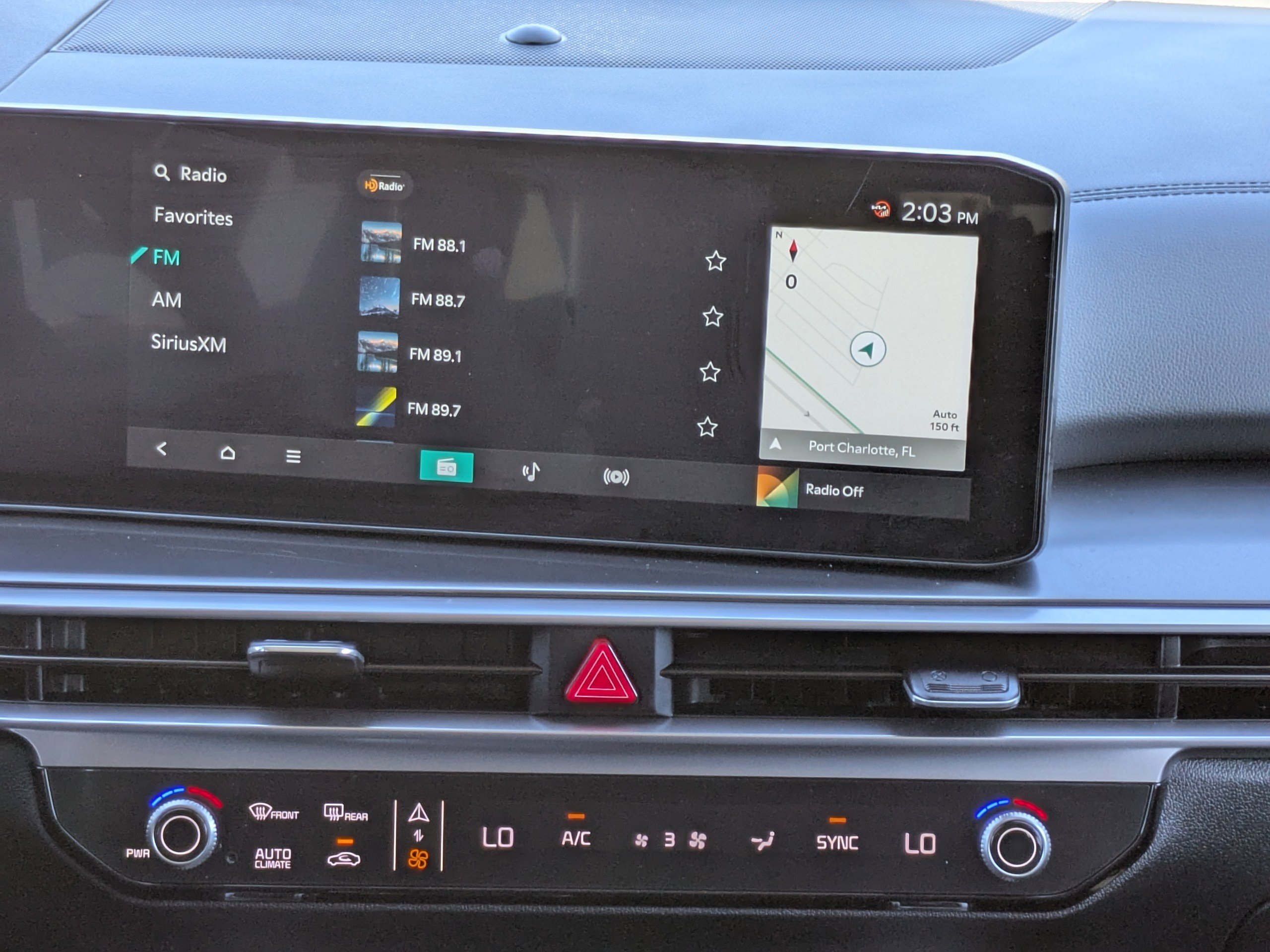 Certified 2025 Kia Sorento S image 22