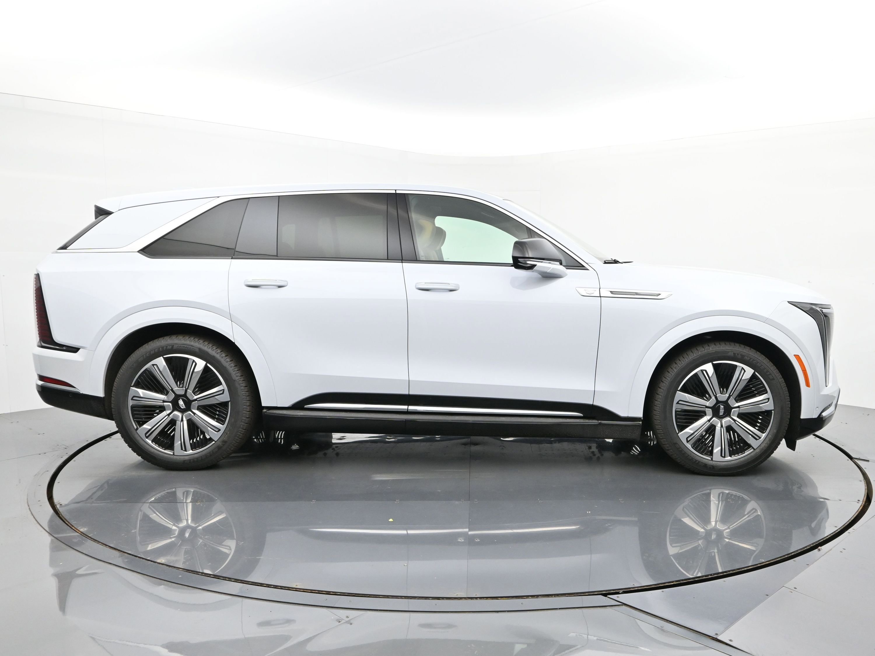 New 2026 Cadillac Escalade IQ Luxury 2 image 6