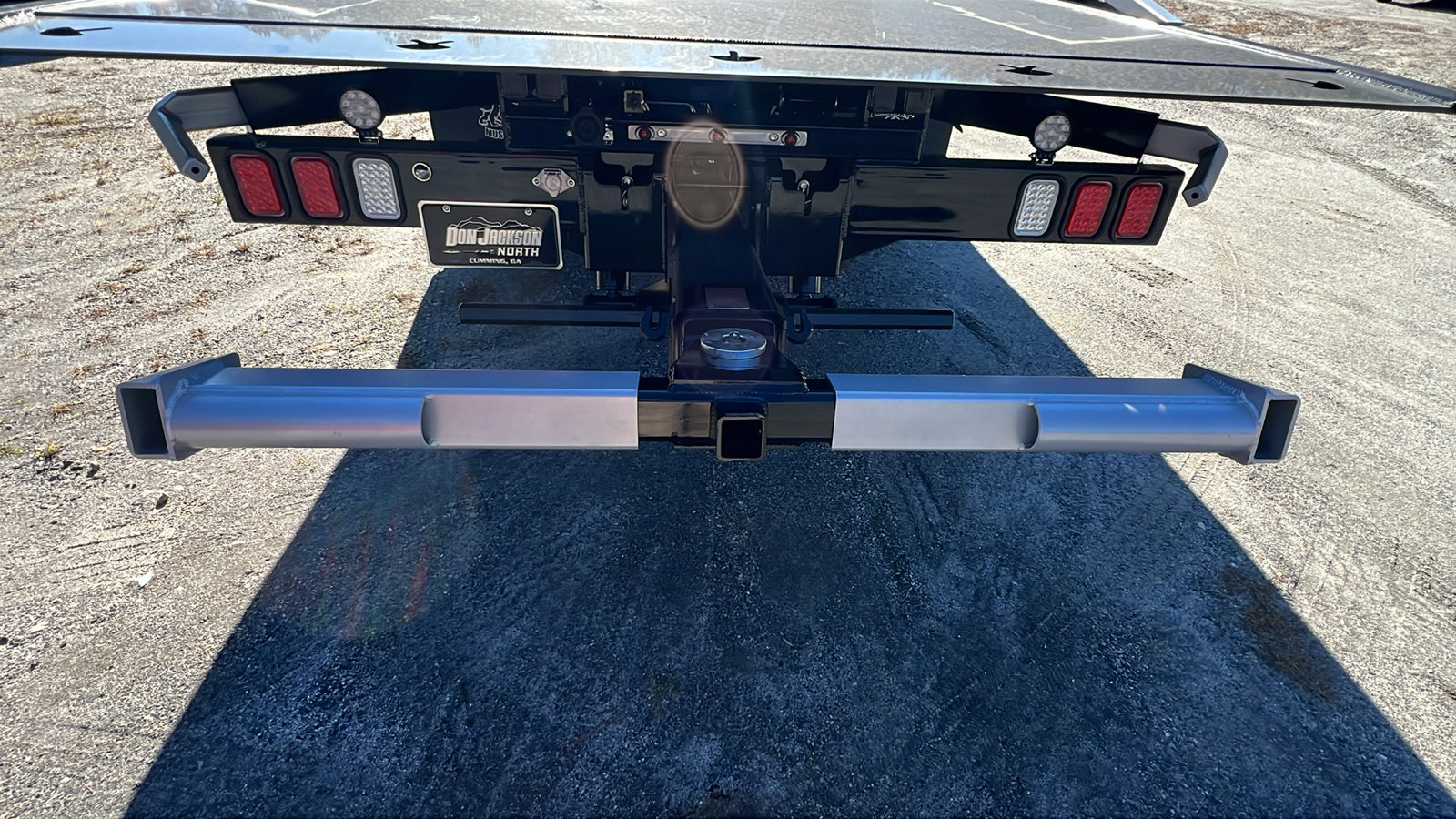 New 2025 RAM 5500 4x4 Regular Cab image 14