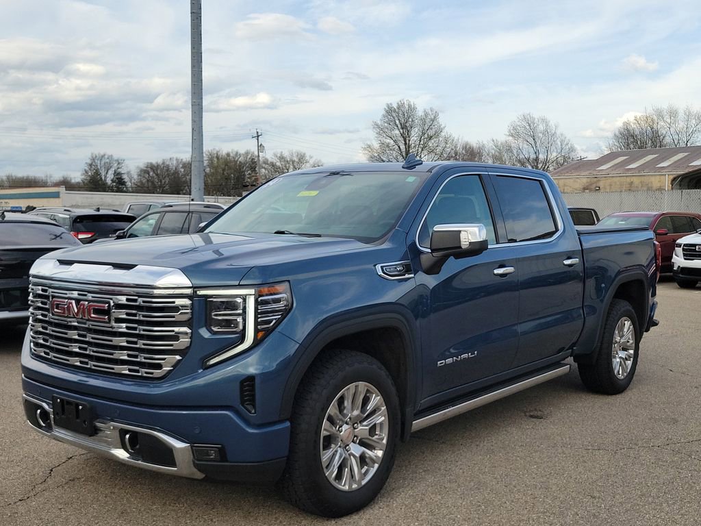 Used 2024 GMC Sierra 1500 Denali w/ Technology Package image 2